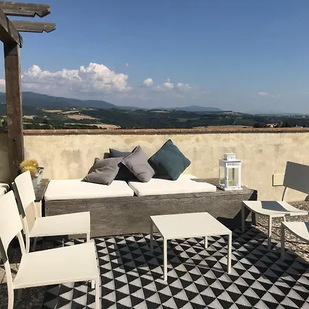 Sleeps 12 With Pool Air Con And Wifi