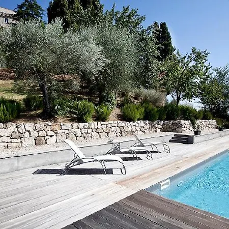 וילה Sleeps 12 With Pool Air Con And Wifi
