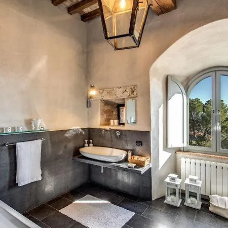 Sleeps 12 With Pool Air Con And Wifi וילה *
