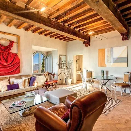 Sleeps 12 With Pool Air Con And Wifi